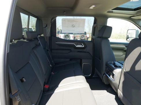 New 2026 GMC Sierra 1500 SLT w/ SLT Premium Plus Package AWD/4WD image 14