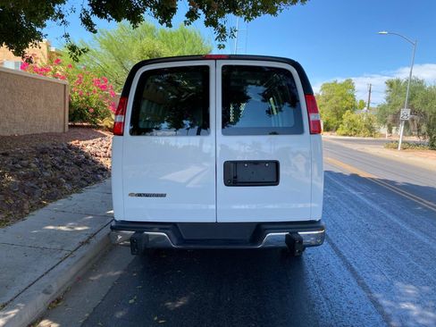 Used 2025 Chevrolet Express 2500 w/ Driver Convenience Package RWD image 20