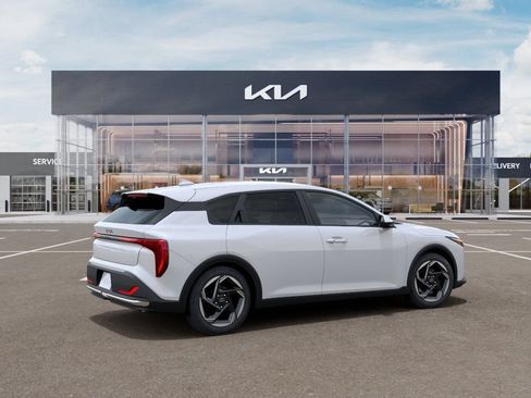 New 2026 Kia K4 EX FWD image 7