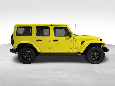 Used 2023 Jeep Wrangler Unlimited Sahara image 5