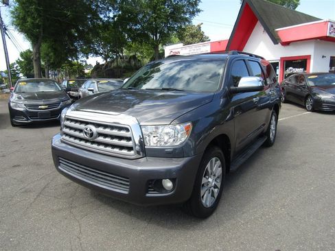Used 2011 Toyota Sequoia Limited AWD/4WD image 1
