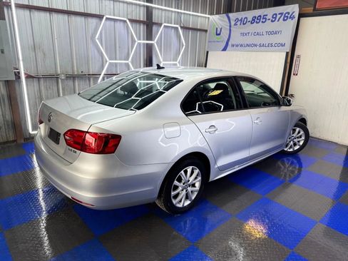 Used 2012 Volkswagen Jetta SE image 22