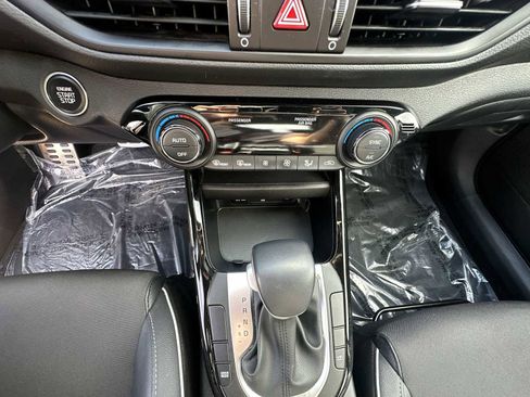 Used 2024 Kia Forte GT-Line image 23