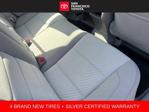 Certified 2017 Toyota Camry LE FWD image 18