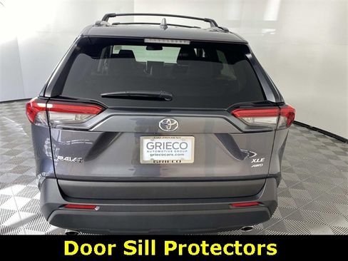Used 2025 Toyota RAV4 XLE image 7