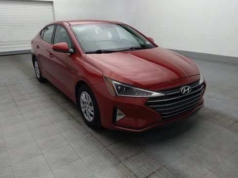 Used 2020 Hyundai Elantra SE FWD image 13