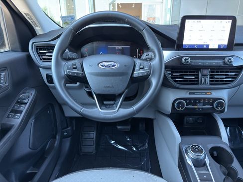 Used 2024 Ford Escape Active image 21