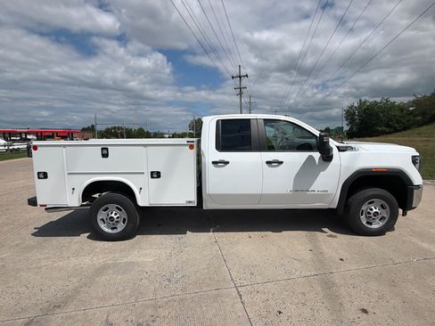 New 2026 GMC Sierra 2500 Pro w/ Convenience Package AWD/4WD image 14