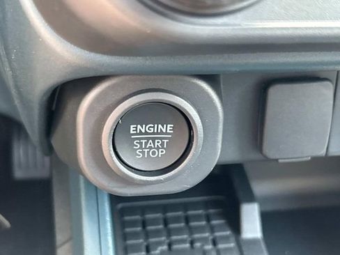 New 2025 Ford Maverick Lariat w/ 4K Tow Package image 29