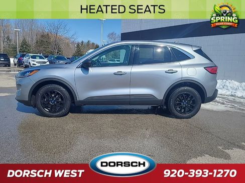 Used 2022 Ford Escape SE w/ Convenience Package image 3