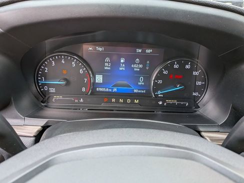 Used 2020 Ford Explorer Limited image 19