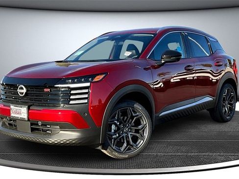 New 2026 Nissan Kicks SR w/ Cold Weather Package image 2