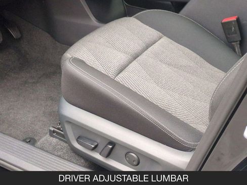 Used 2026 Nissan Rogue SV FWD image 15
