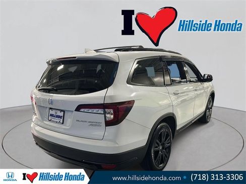 Certified 2022 Honda Pilot Black Edition image 7