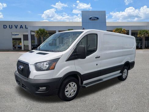 Used 2024 Ford Transit 250 Low Roof w/ Exterior Upgrade Package RWD image 8