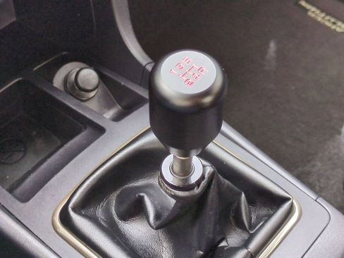 Used 2014 Mitsubishi Lancer Evolution GSR image 31