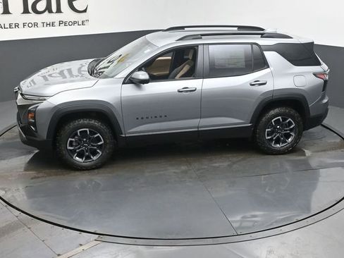 New 2026 Chevrolet Equinox ACTIV w/ Convenience Package III FWD image 36