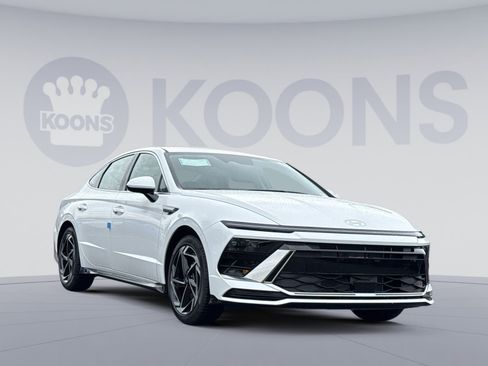 New 2026 Hyundai Sonata SEL AWD/4WD image 10