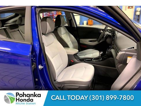 Used 2022 Hyundai Ioniq SE image 6