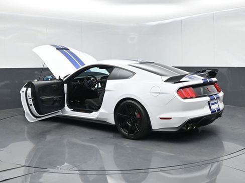 Used 2017 Ford Mustang Shelby GT350R w/ GT350R Equipment Group 920A RWD image 69