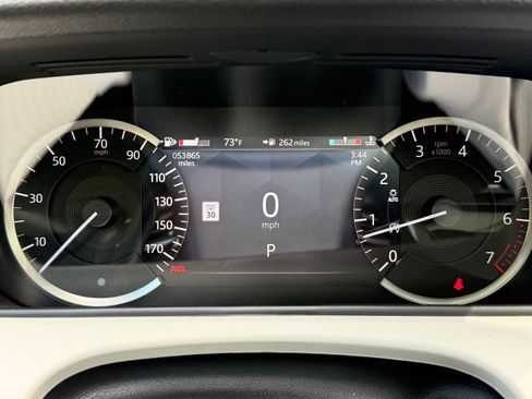 Used 2022 Land Rover Range Rover Velar R-Dynamic S image 25