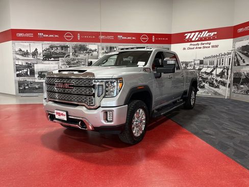 Used 2022 GMC Sierra 2500 Denali w/ Denali Ultimate Package AWD/4WD image 7