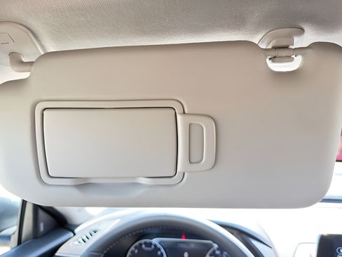 Certified 2025 Nissan Sentra SV w/ All-Weather Package FWD image 23