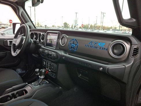 Used 2022 Jeep Wrangler Unlimited Rubicon 4xe w/ Cold Weather Group image 11