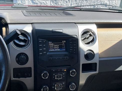 Used 2014 Ford F150 XLT w/ Equipment Group 302A Luxury AWD/4WD image 15