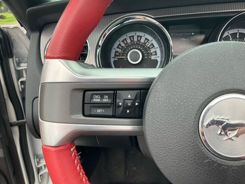 Used 2013 Ford Mustang GT Premium RWD image 42