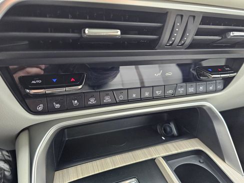 Certified 2024 MAZDA CX-90 Plug-In Hybrid w/ Premium Plus image 36