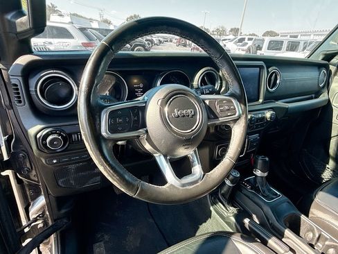 Used 2021 Jeep Wrangler Unlimited Sahara w/ Cold Weather Group AWD/4WD image 12