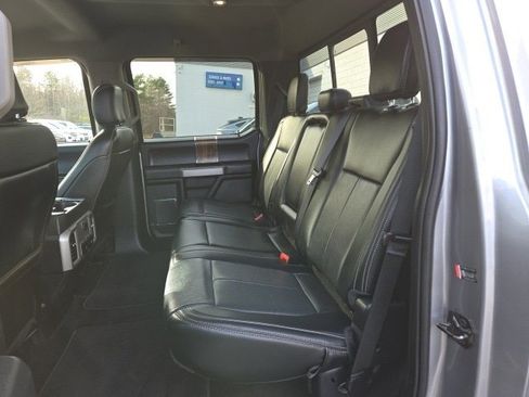 Used 2020 Ford F150 Lariat image 34