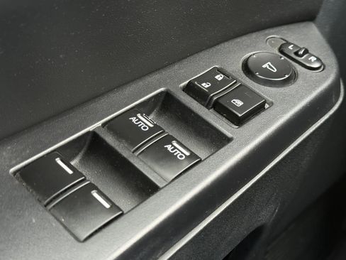 Used 2011 Honda Pilot EX-L image 24