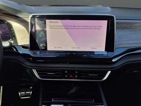 New 2026 Volkswagen Atlas SEL Premium R-Line image 18