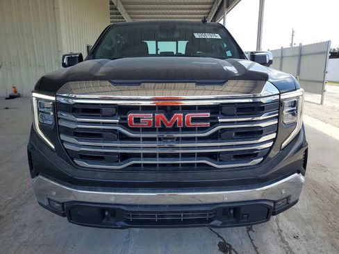 Used 2022 GMC Sierra 1500 SLT w/ SLT Premium Plus Package AWD/4WD image 5