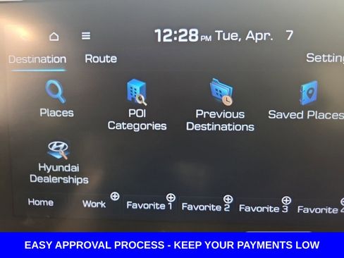 Used 2019 Hyundai Santa Fe FWD image 12