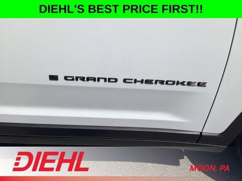 New 2026 Jeep Grand Cherokee L Limited w/ Limited Altitude Package AWD/4WD image 10