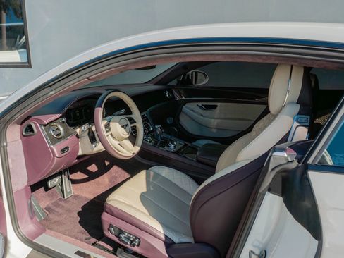 Used 2022 Bentley Continental GT image 10