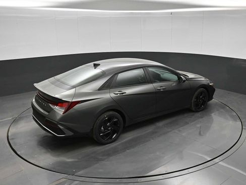 New 2026 Hyundai Elantra Sport FWD image 32