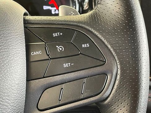 Used 2022 Dodge Durango R/T w/ Blacktop Package AWD/4WD image 31