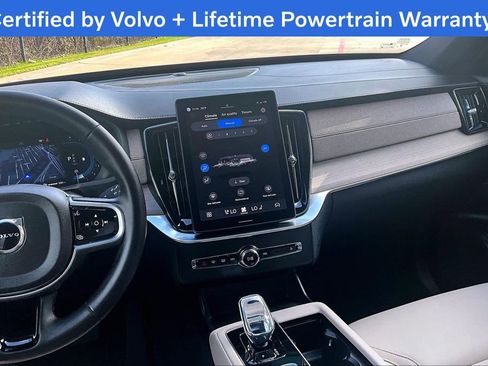 Certified 2025 Volvo XC90 B6 Plus image 8