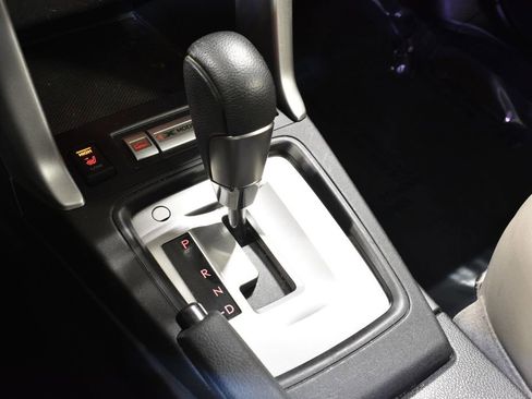 Used 2015 Subaru Forester 2.5i Limited w/ Protection Package #2 image 24