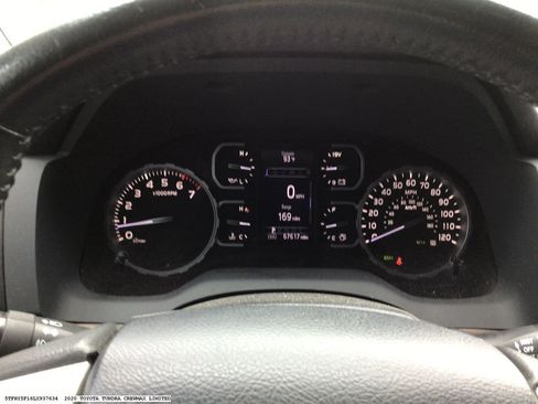 Used 2020 Toyota Tundra Limited w/ Limited Premium Package AWD/4WD image 13