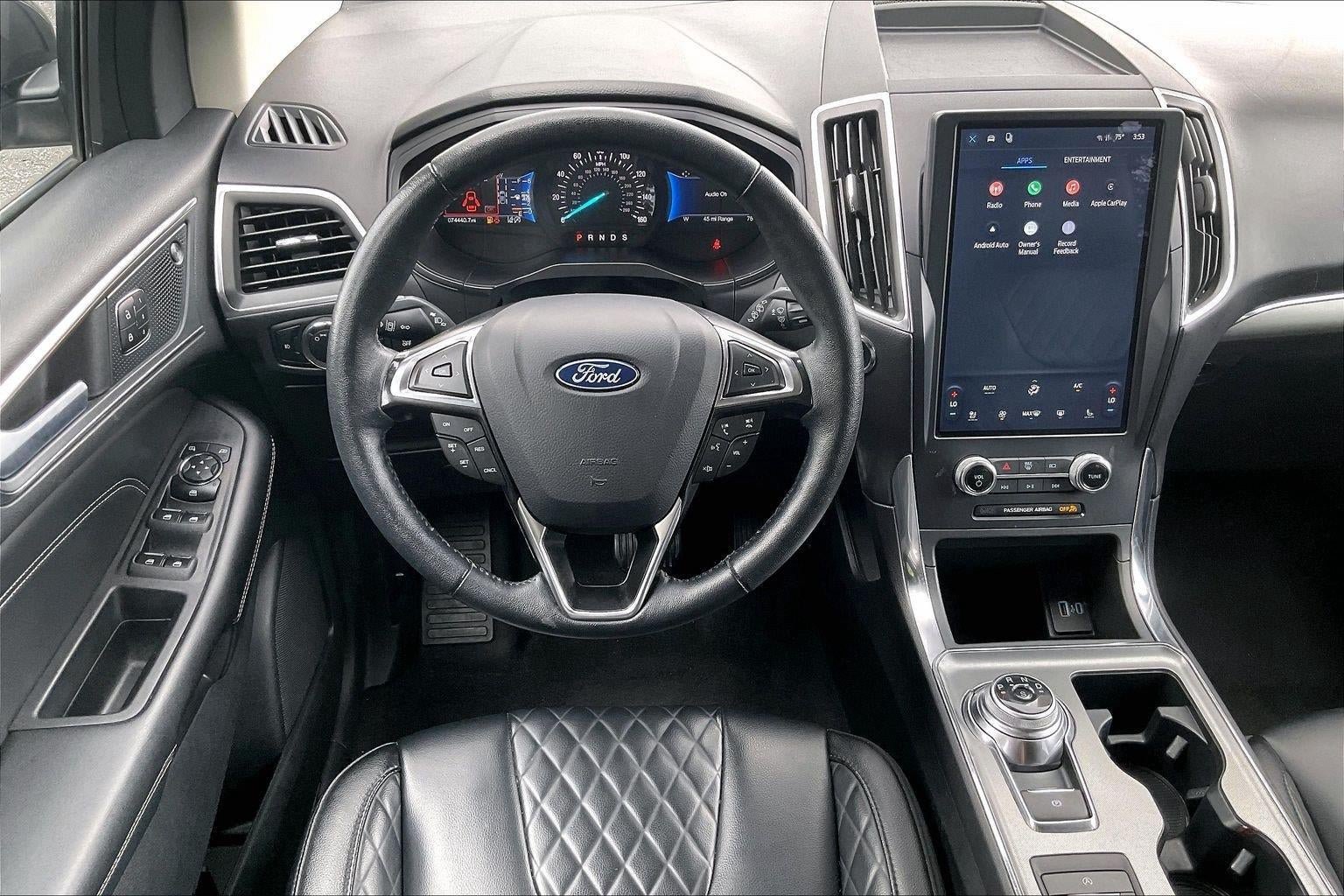 Used 2024 Ford Edge Titanium AWD/4WD image 5