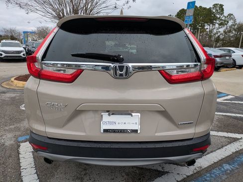 Used 2019 Honda CR-V Touring image 5