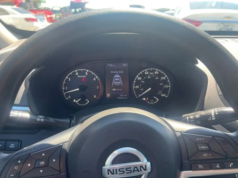 Used 2022 Nissan Altima 2.5 S FWD image 13