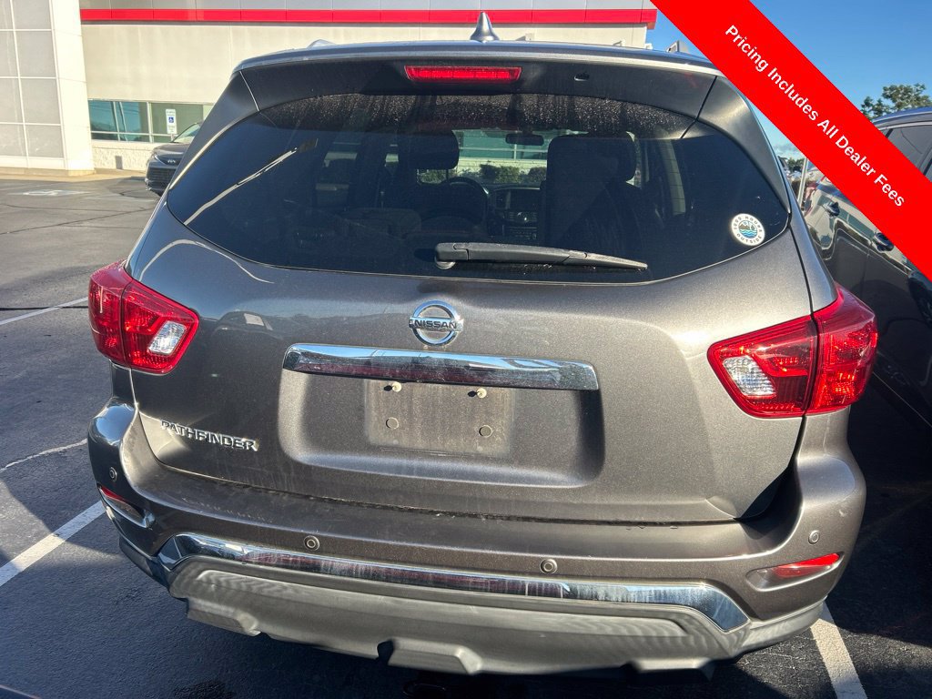 Used 2019 Nissan Pathfinder S FWD image 7