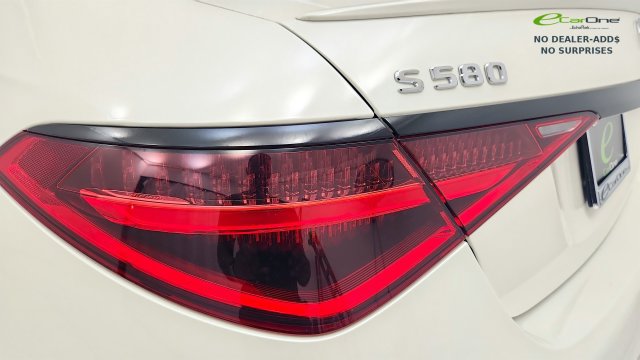 Used 2023 Mercedes-Benz S 580 4MATIC Sedan w/ AMG Line image 27