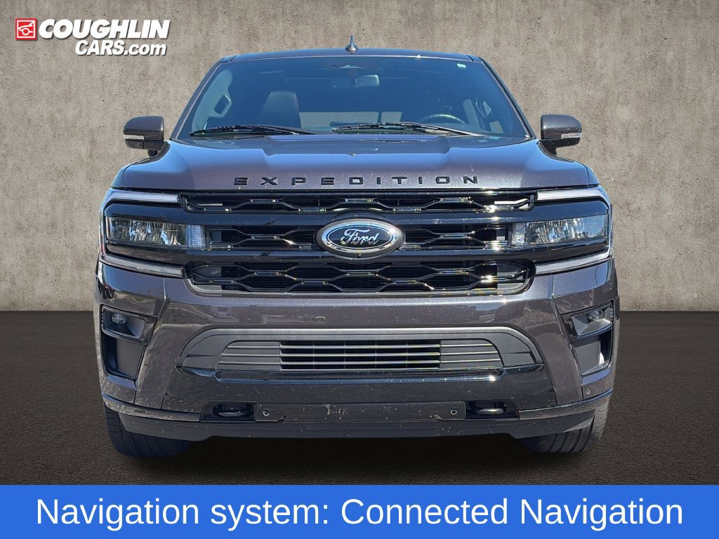 Used 2024 Ford Expedition Limited AWD/4WD image 3